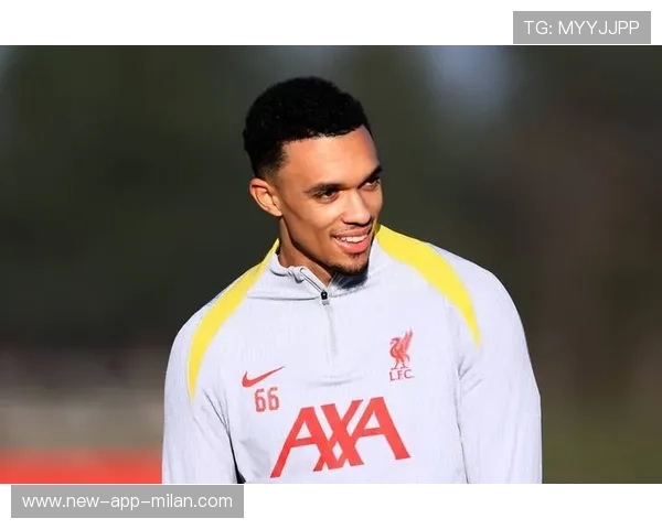 利物浦阿诺德长传转移训练更精准——打造世界级边路进攻利器